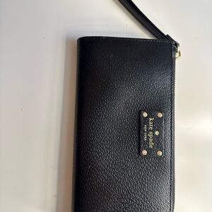 Kate Spade New Grand Street Layton Black Wristlet Wallet